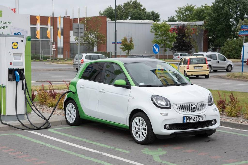 В столице Беларуси прошел форум посвященный электромобилям В столице Беларуси прошел форум посвященный электромобилям